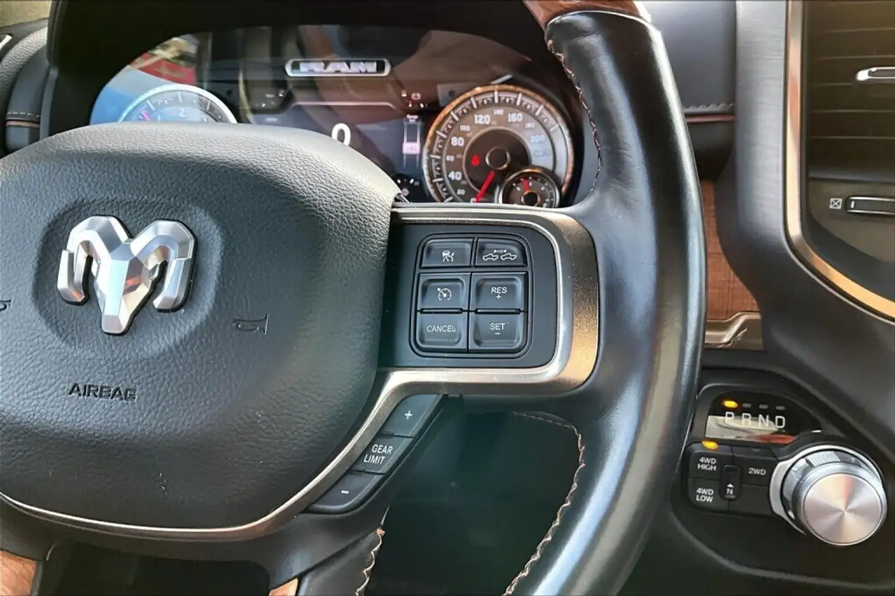 RAM 3500 снимка RAM 3500