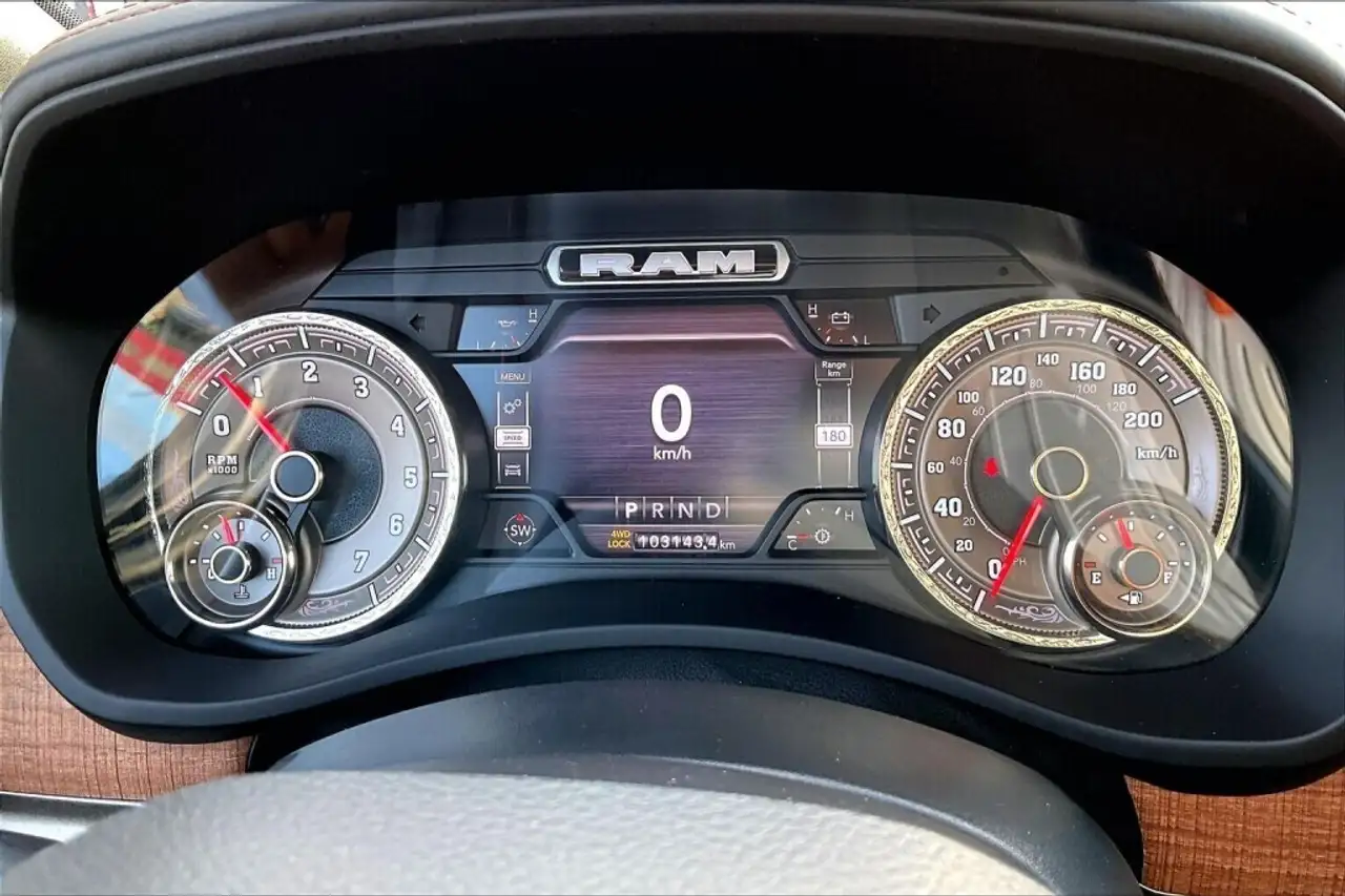 RAM 3500 снимка RAM 3500