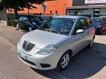 Ypsilon II 2009 1.2 benzina 8v Argento *89.000 km* PER NEOPATENTATI