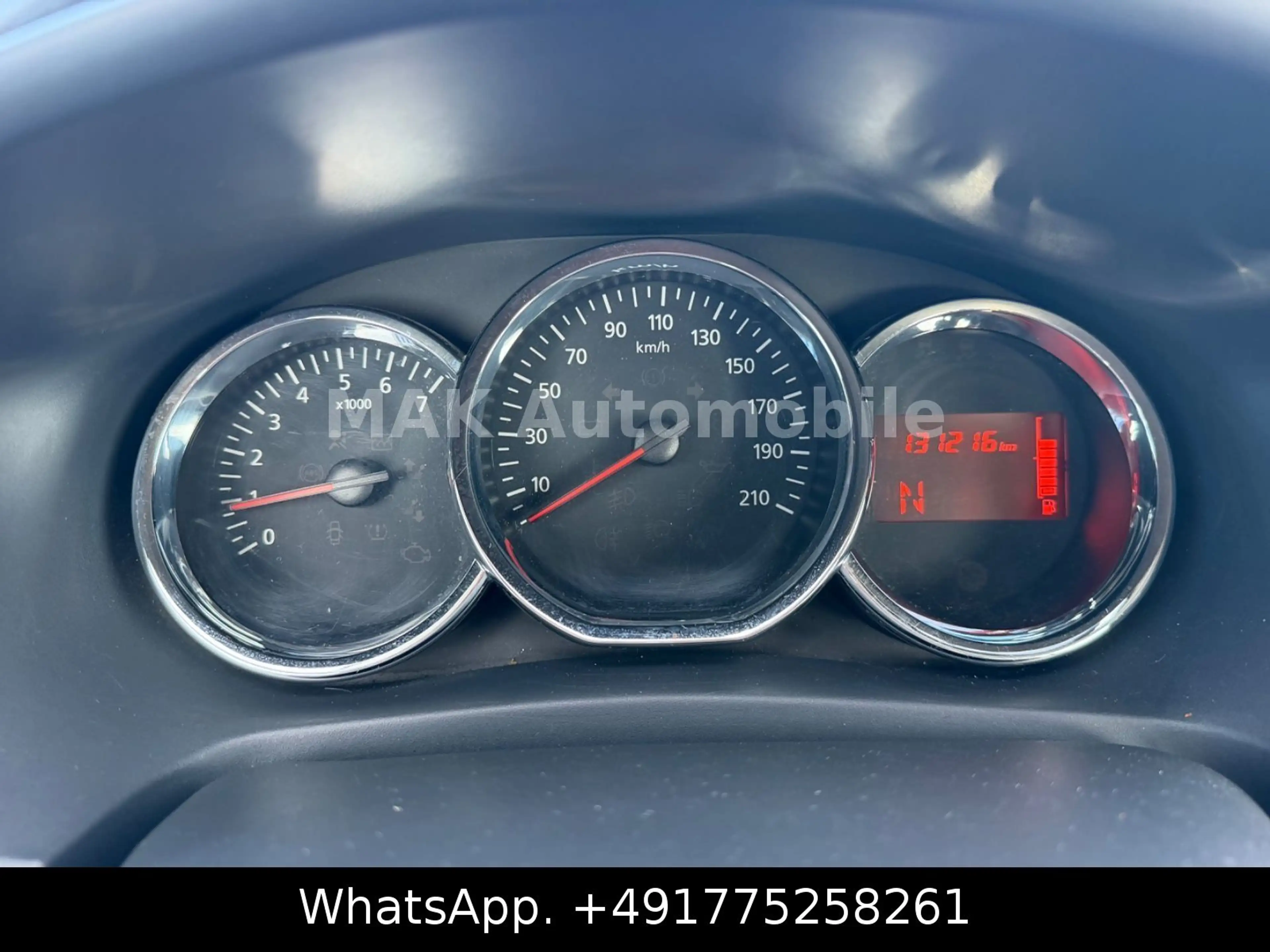 Dacia Logan MCV II Kombi Prestige Automatik,Navi,Euro6 — photo 11