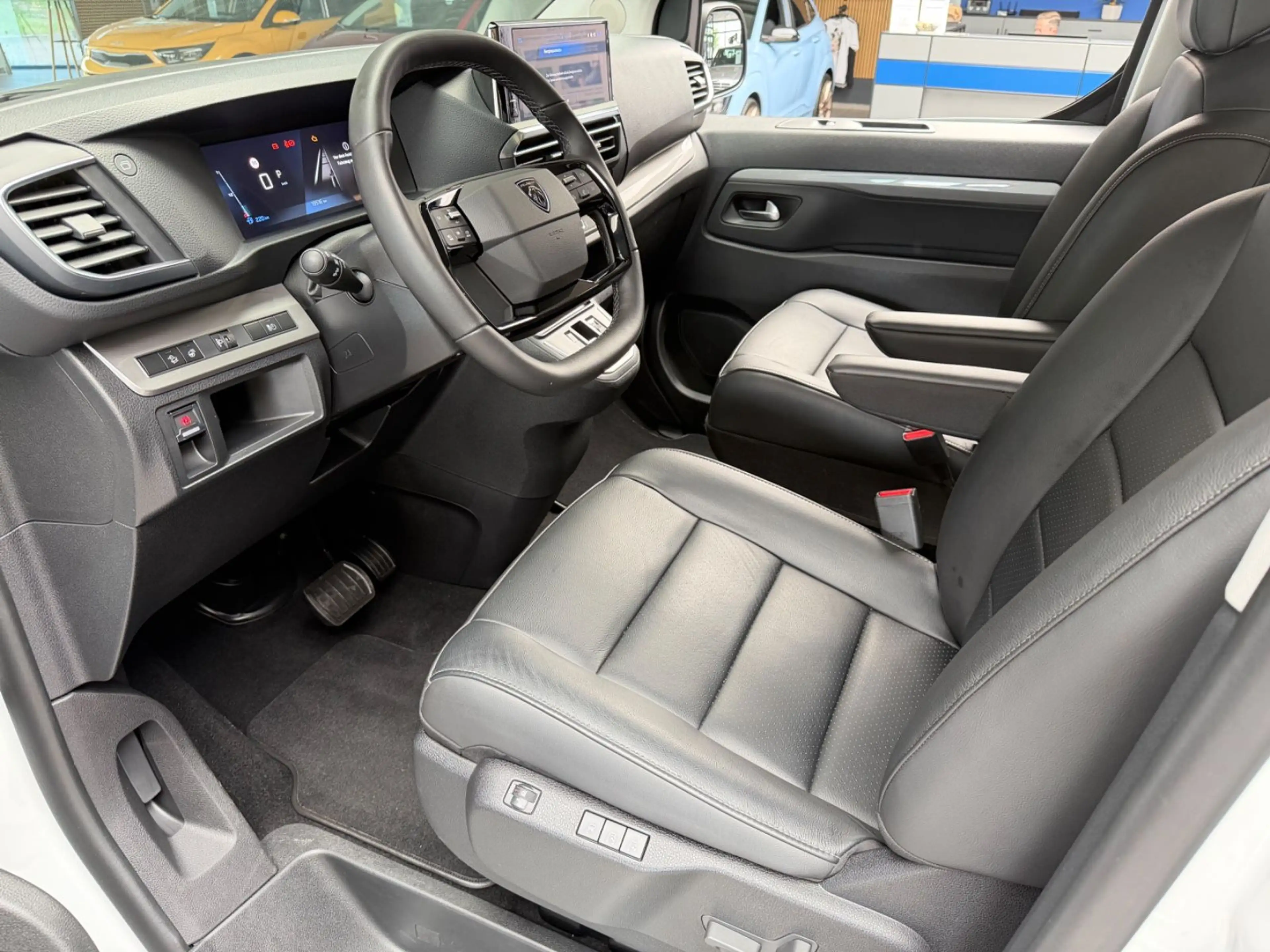 Peugeot Traveller 2.0 Allure L3*LED*Standh.*AHK*7-Sitzer — photo 12