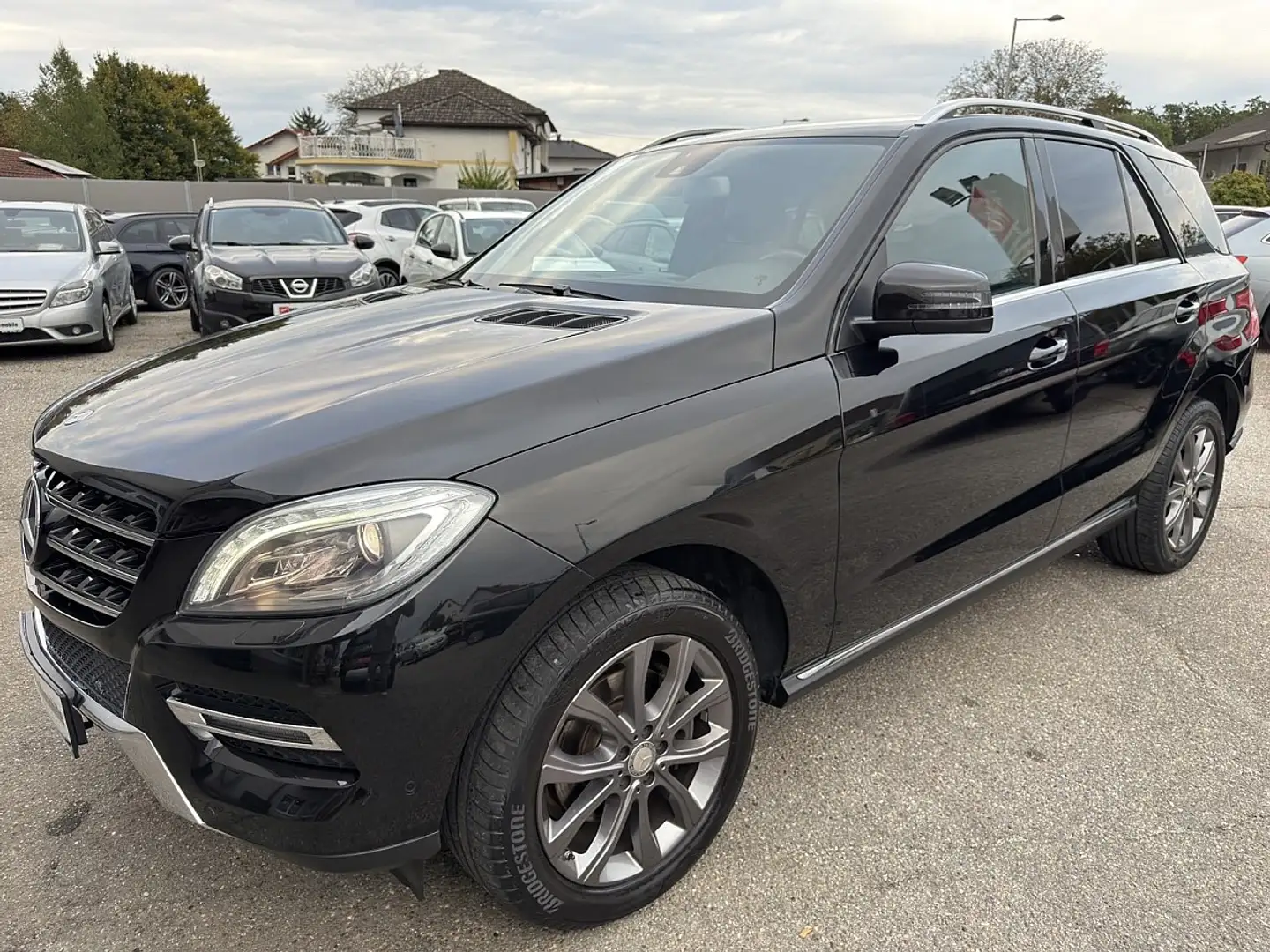 Mercedes-Benz ML 350 BlueTEC 4MATIC A-Edition Aut. Noir - 2