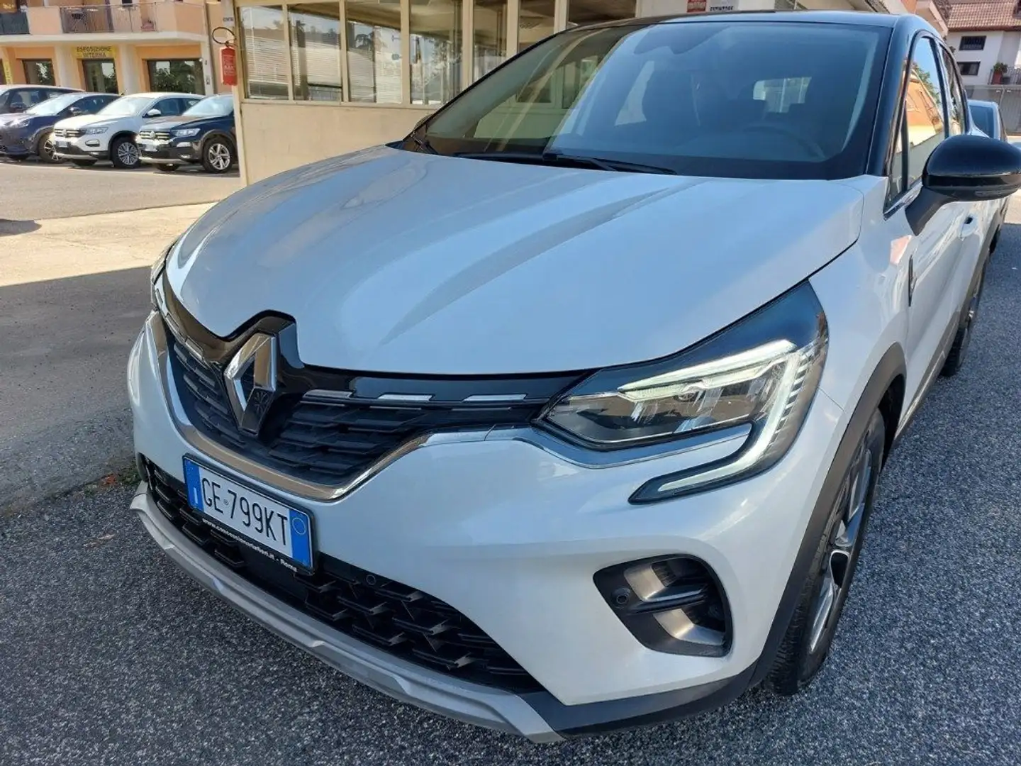 Renault Captur TCe 100 CV GPL Intens Uniprò km 28000 Bianco - 1