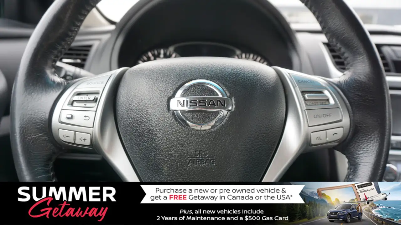 Nissan Altima снимка Nissan Altima