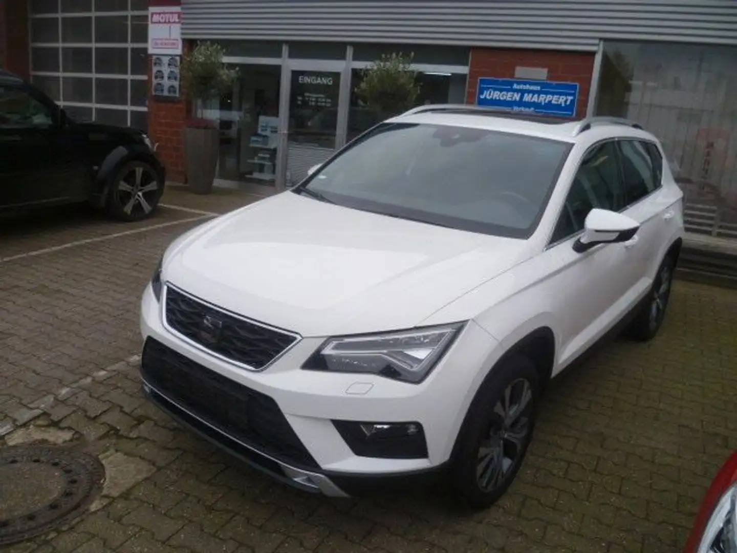 SEAT Ateca Xcellence 4Drive Automatik AHK schwenkbar Blanc - 1