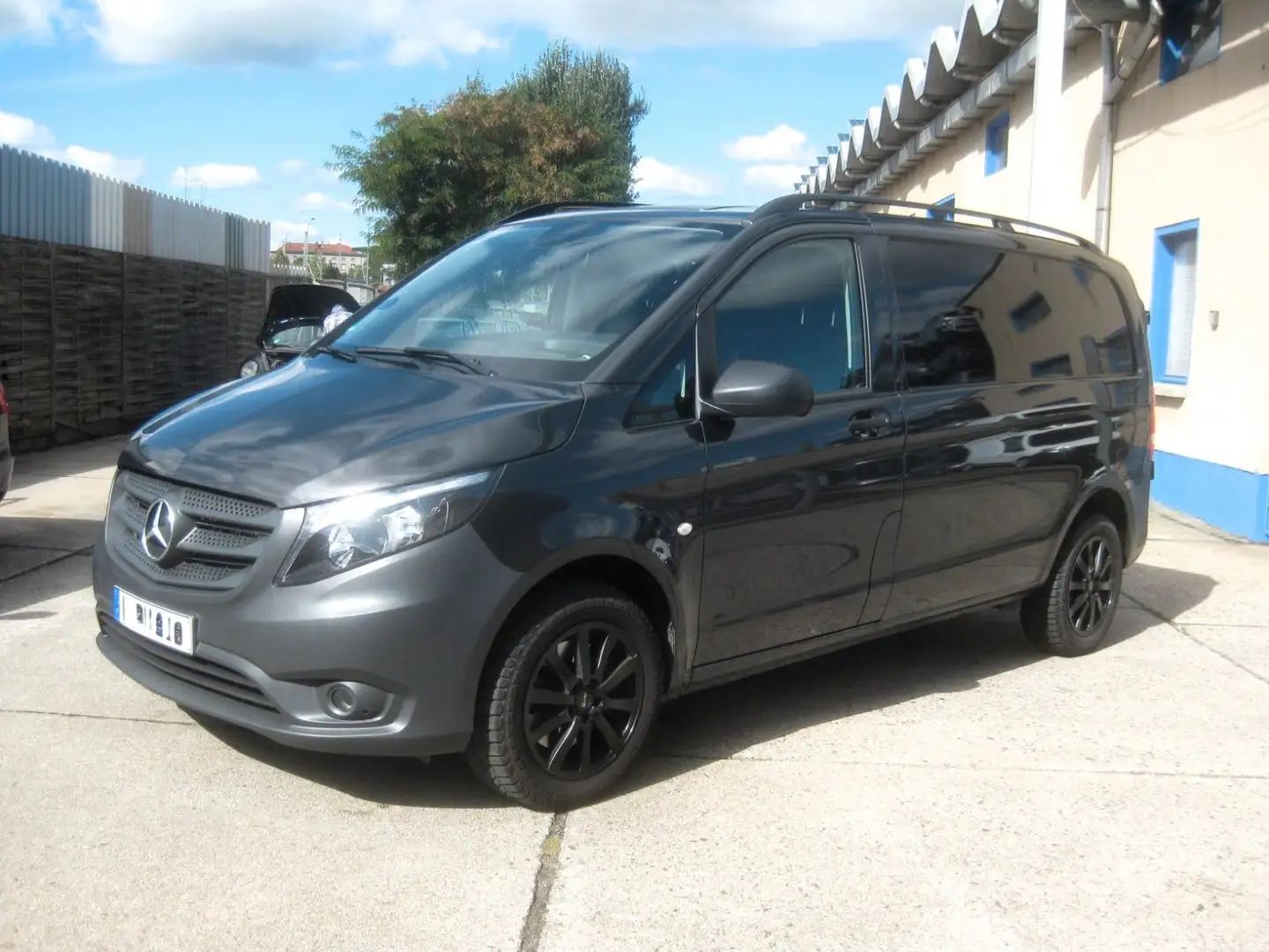 Mercedes-Benz Vito Kasten 114/116/119 CDI PRO 4x4 kompakt Grau - 1