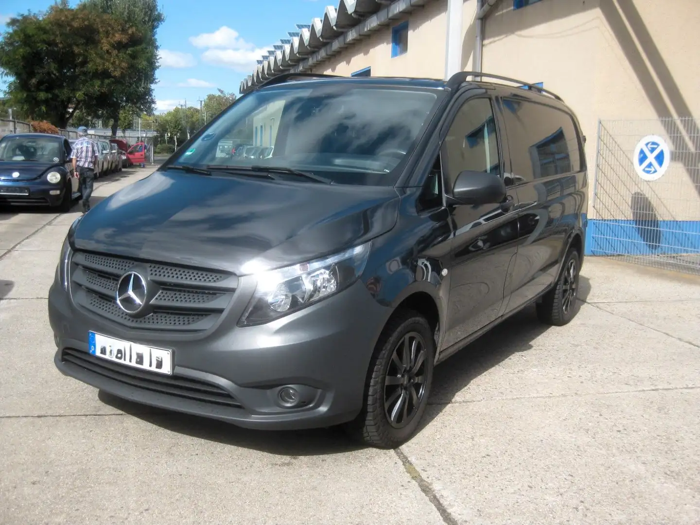 Mercedes-Benz Vito Kasten 114/116/119 CDI PRO 4x4 kompakt Grau - 2