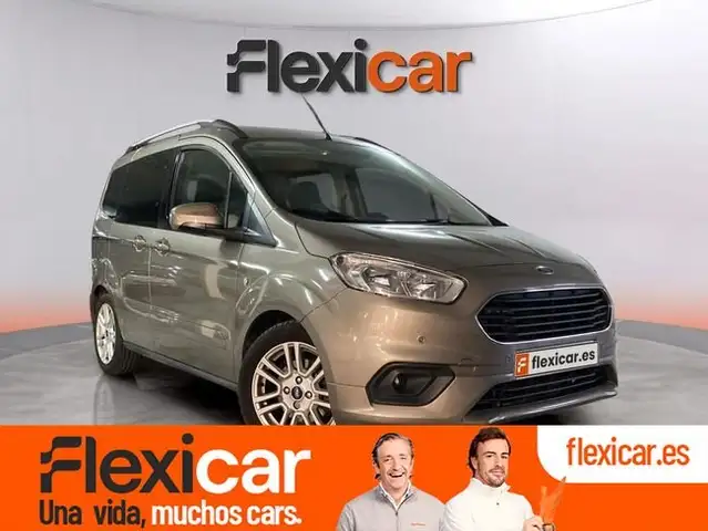 Ford Tourneo Courier 1.0 Ecoboost Titanium