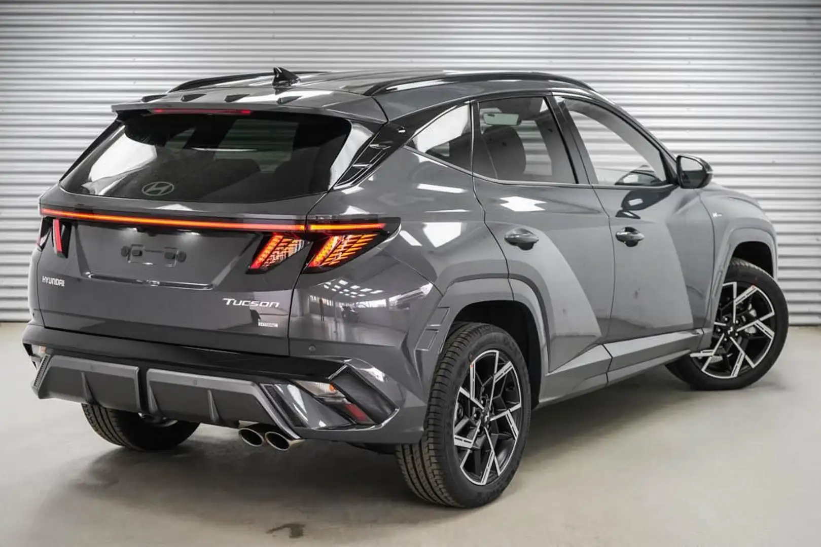 Hyundai TUCSON 1,6 T-GDI mHEV 4x4 DCT N-Line - LAG -LAG. Grijs - 2