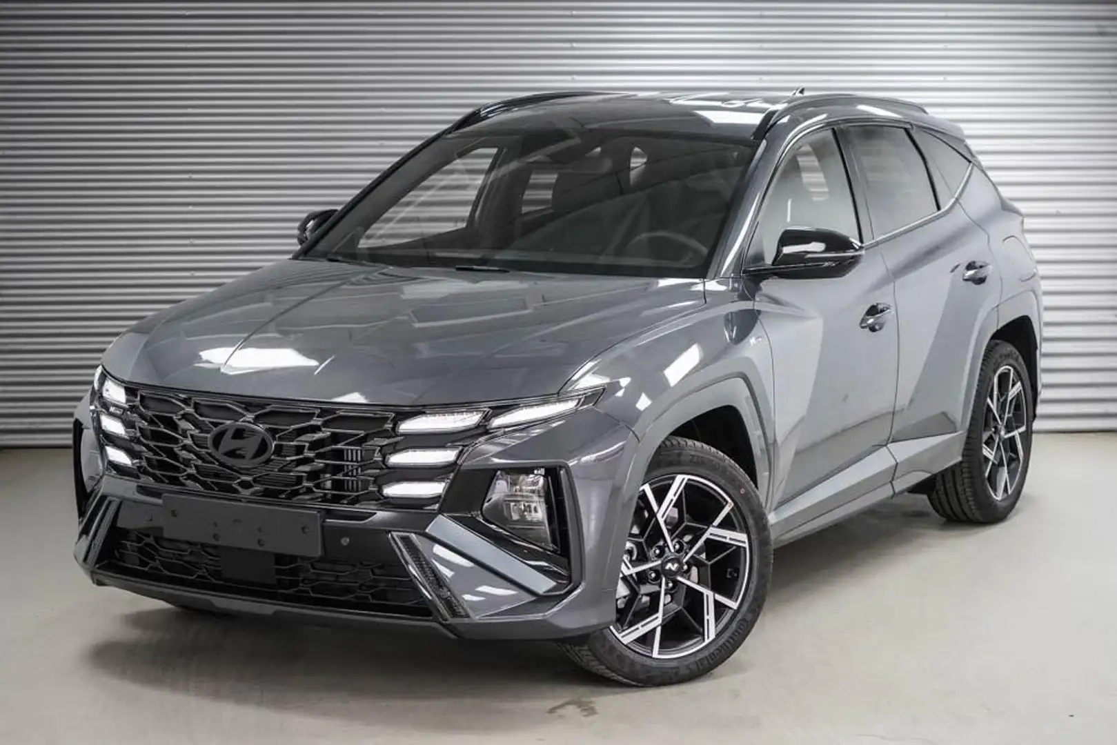 Hyundai TUCSON 1,6 T-GDI mHEV 4x4 DCT N-Line - LAG -LAG. Grijs - 1
