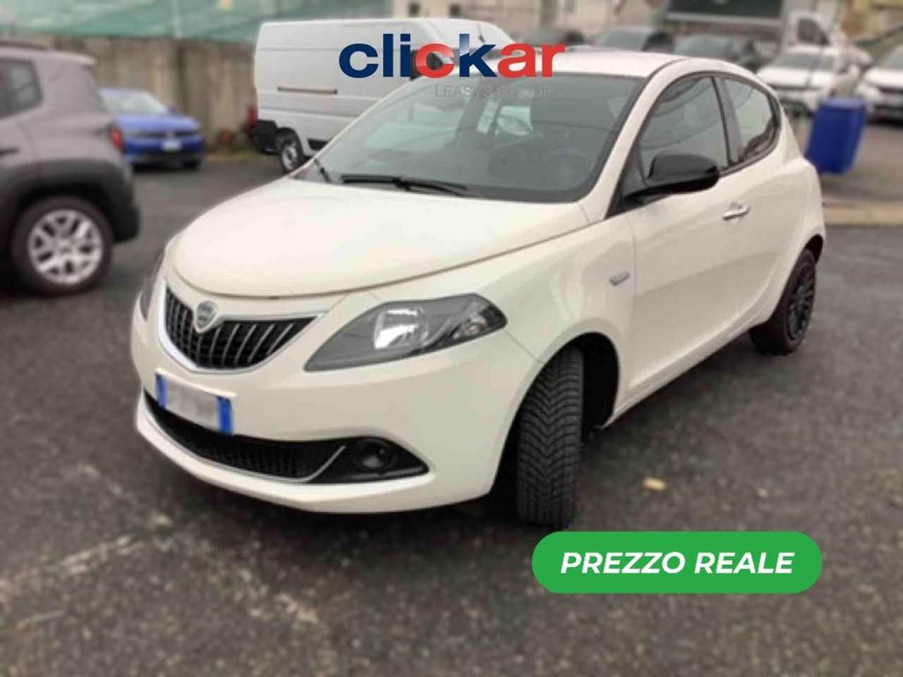 Lancia Ypsilon 1.0 firefly hybrid Silver s&s 70cv
