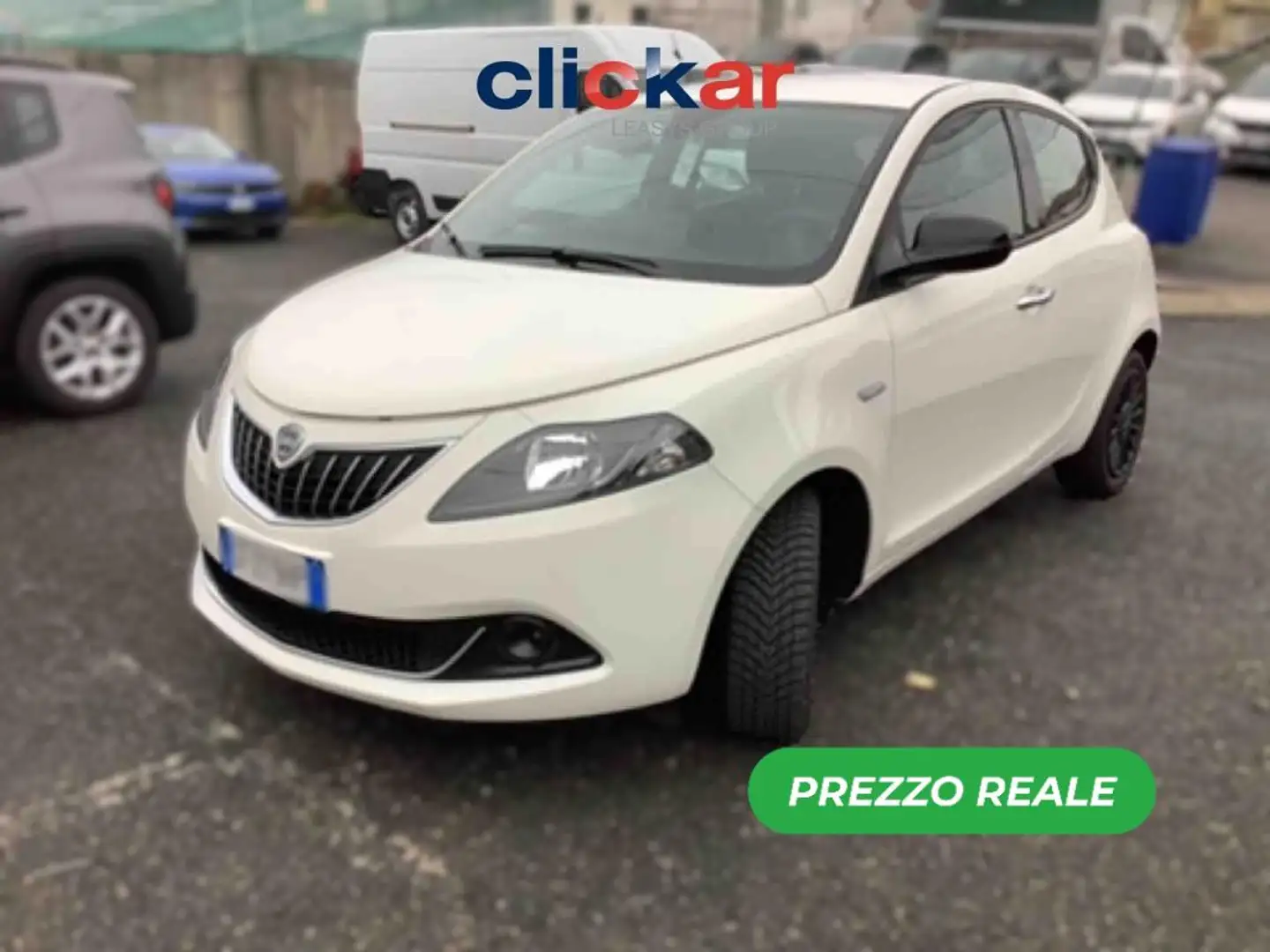 Lancia Ypsilon 1.0 firefly hybrid Silver s&s 70cv Bianco - 1