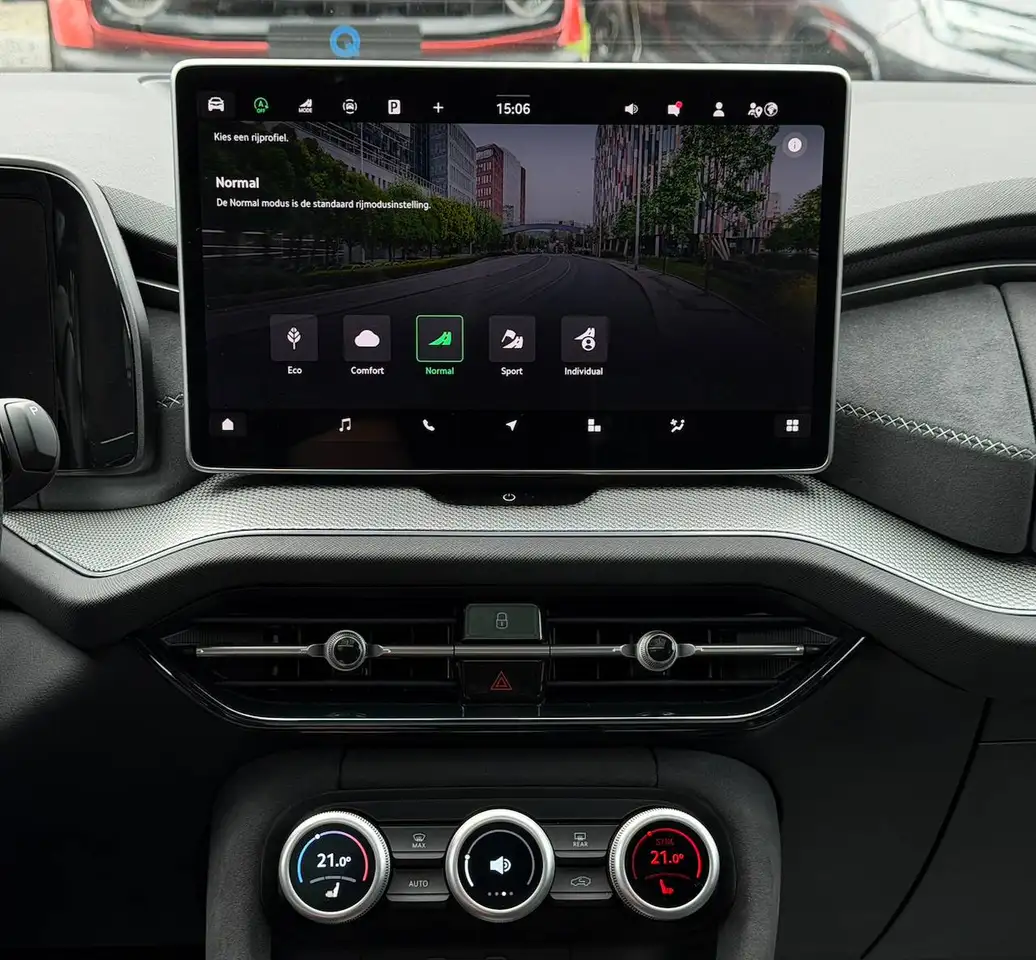 Skoda Kodiaq MHEV SPORTLINE PANO CANTON CAMERA CARPLAY SFEERVERLICHTING MEMORY SEATS — 17/19