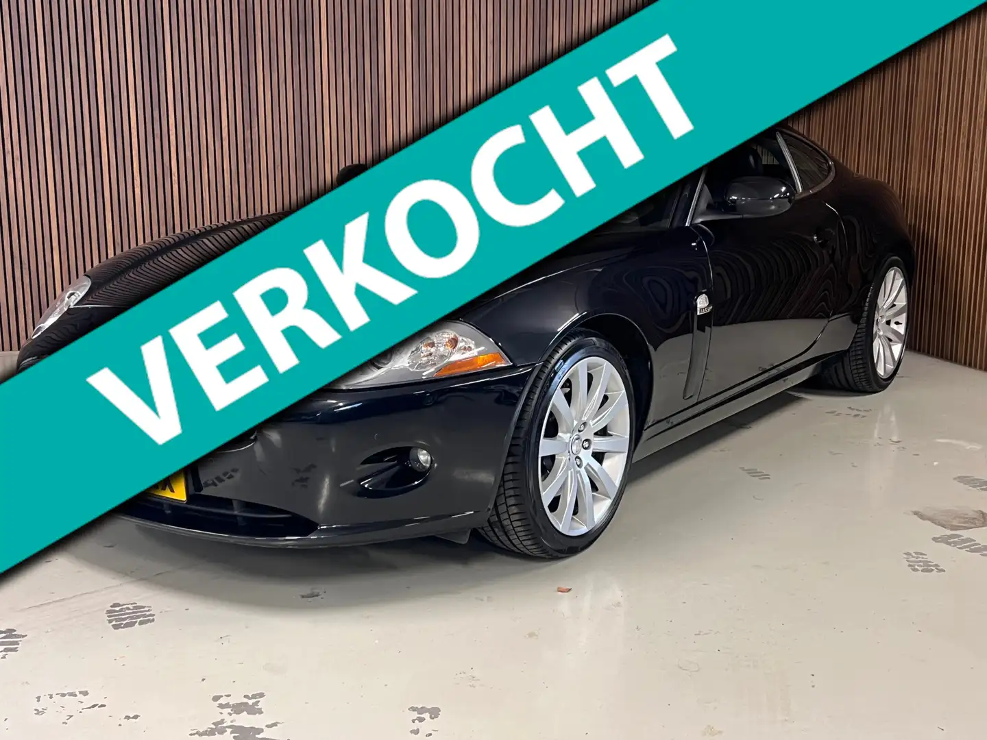 Jaguar XK 3.5 V8 Coupé - Youngtimer - Zeer nette staat - V8 Noir - 1