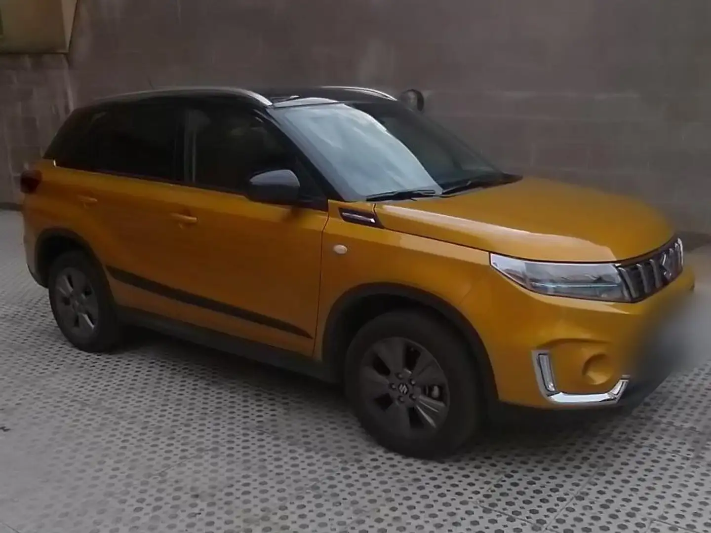 Suzuki Vitara Vitara 1.4T GLE Mild Hybrid CO2 GLE Amarillo - 1