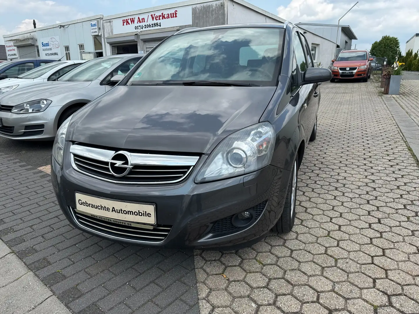 Opel Zafira Innovation "110 Jahre"1,6 *Klima*Xenon*PDC*AHK Grey - 1