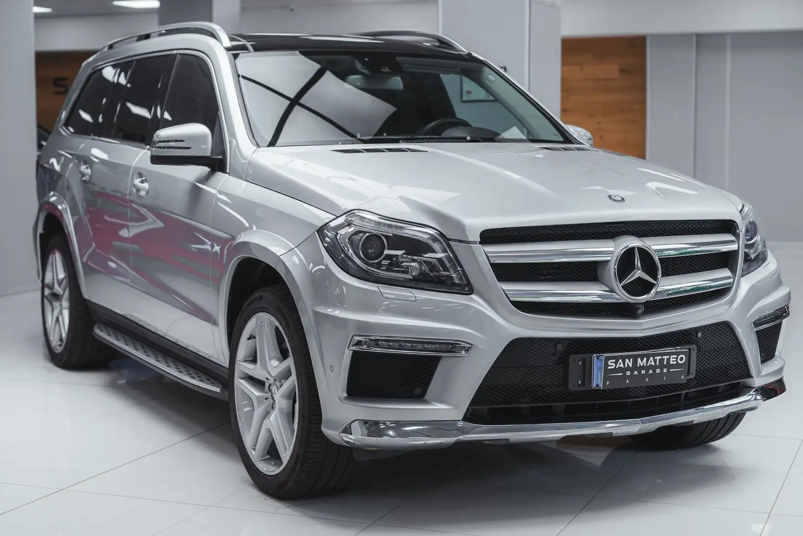 Mercedes-Benz GL 350 MERCEDES- BENZ GL 350d *7 POSTI* *AMG LINE* - 1
