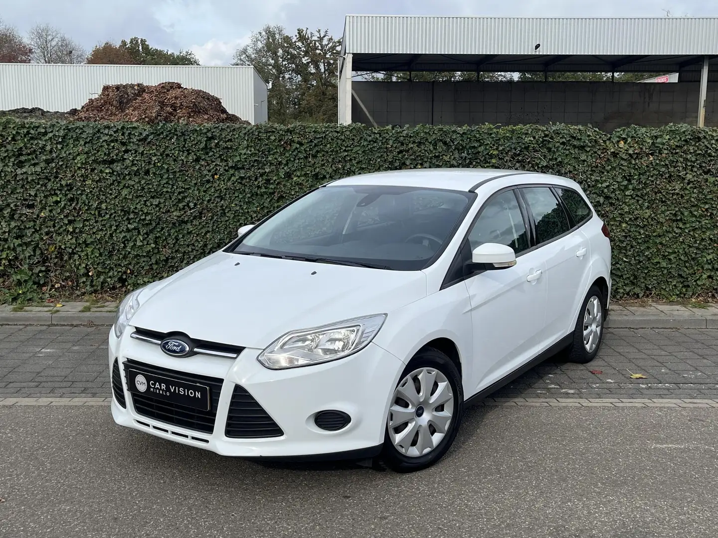 Ford Focus Wagon 1.0 EcoBoost Titanium * Airco * Carplay * Cr Wit - 1