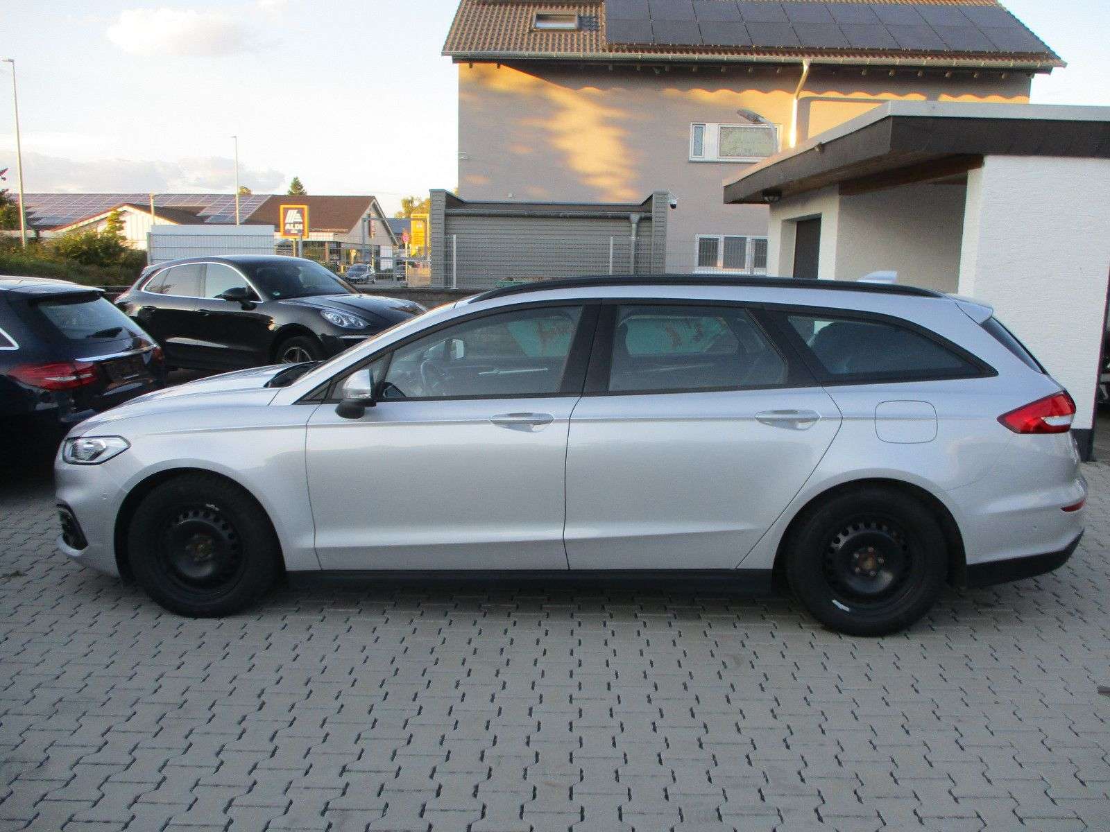 Second hand Ford Mondeo 2.0