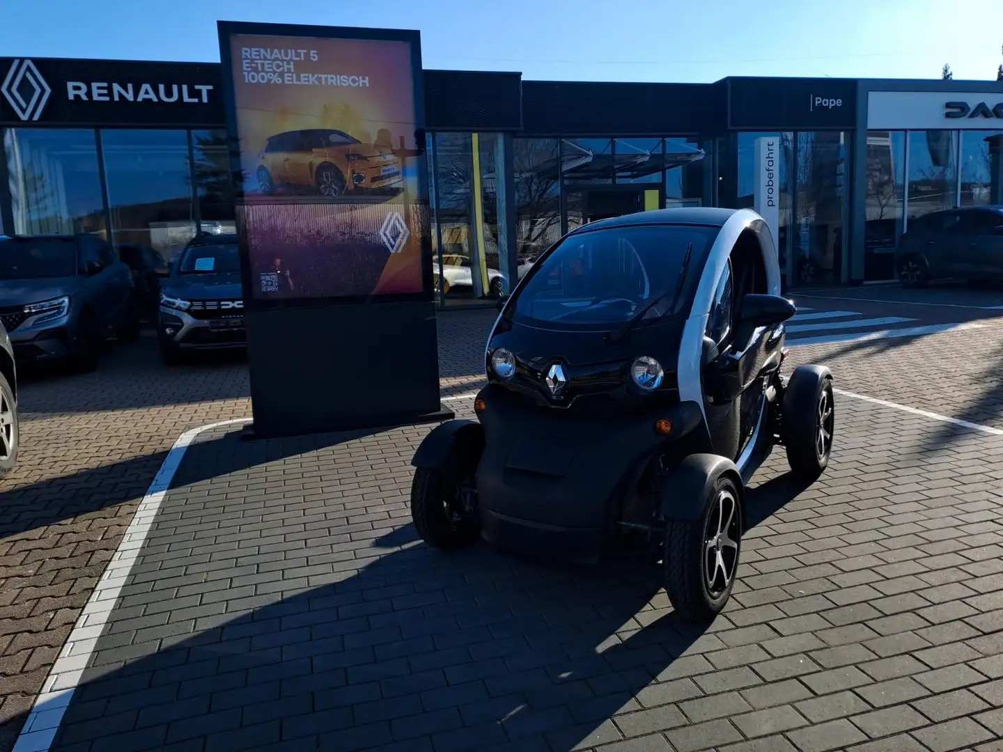 Renault Twizy Intens *8-fach bereift* *Bremse neu* Negro - 1