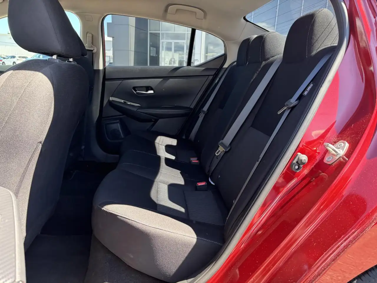 Nissan Sentra снимка Nissan Sentra