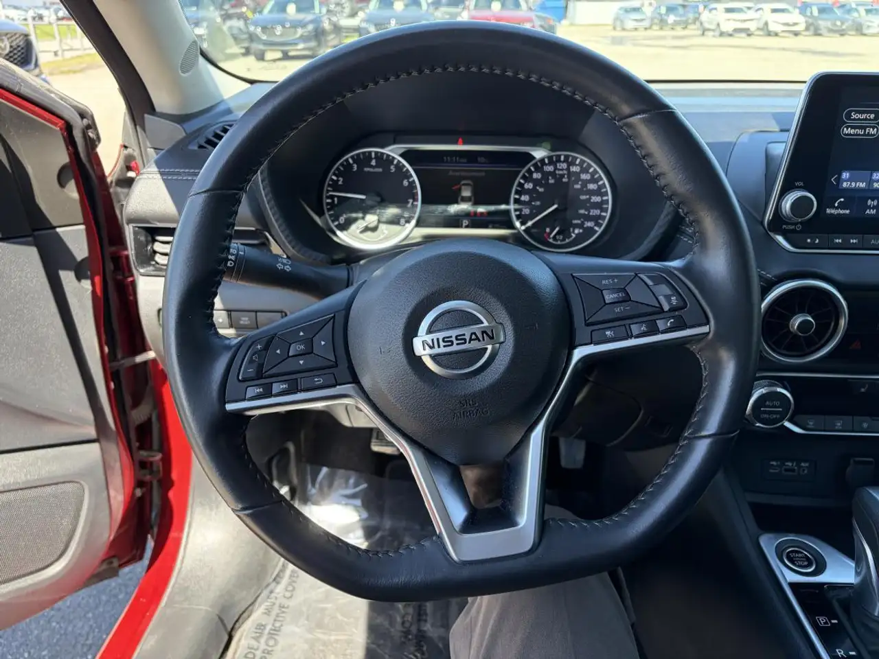 Nissan Sentra снимка Nissan Sentra