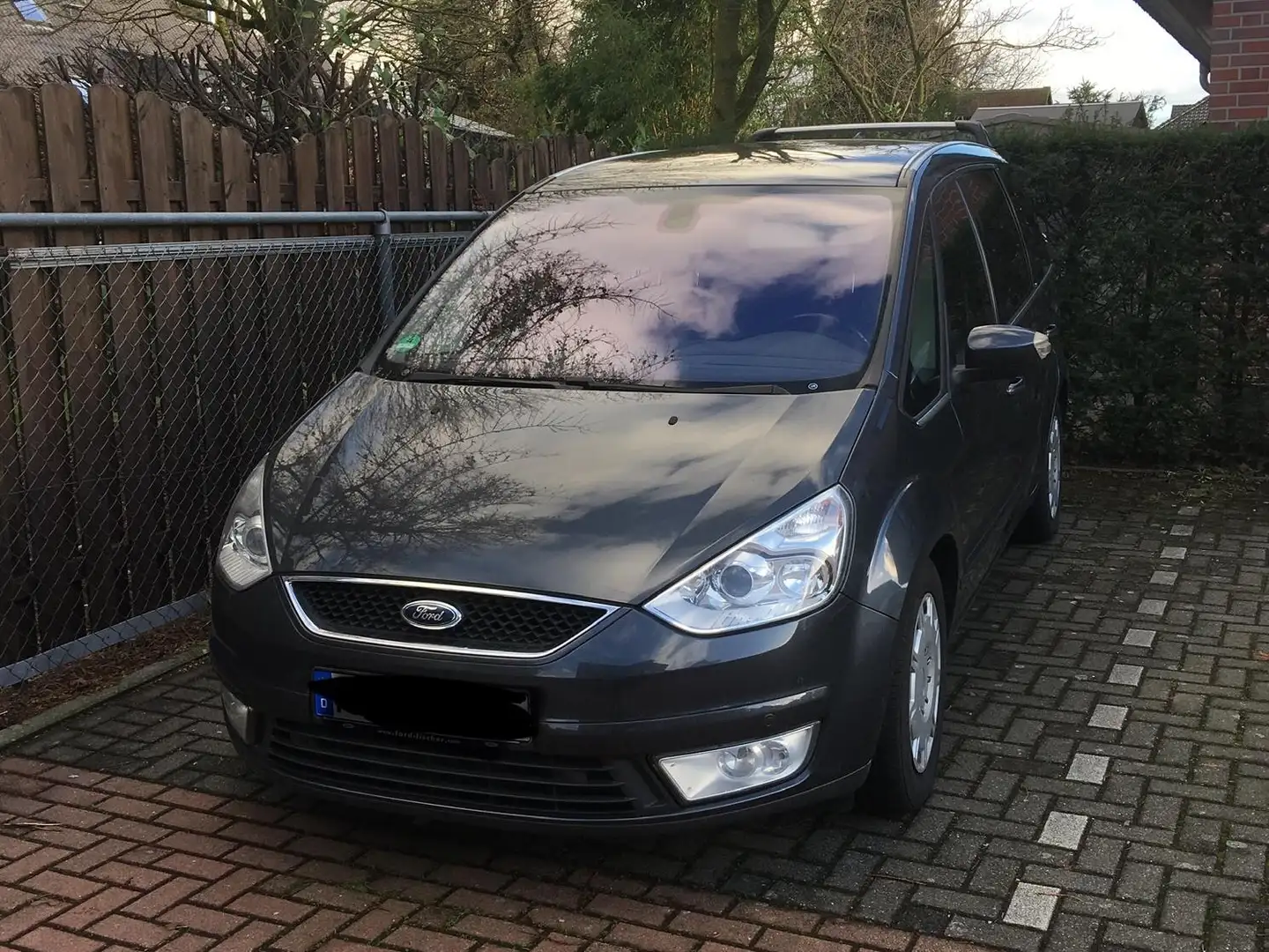 Ford Galaxy Galaxy 2.2 TDCi DPF Titanium Gri - 1