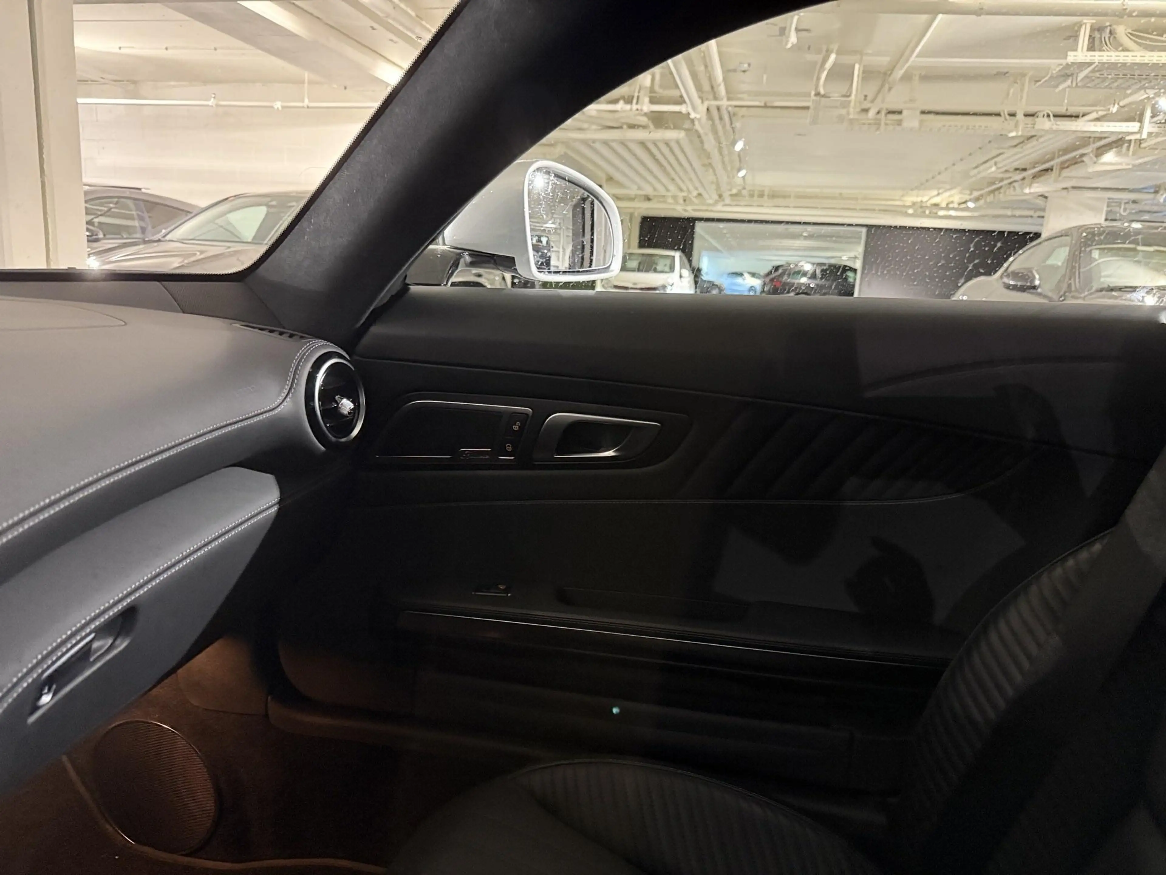 Mercedes-Benz AMG GT 4.0 340kW — photo 10