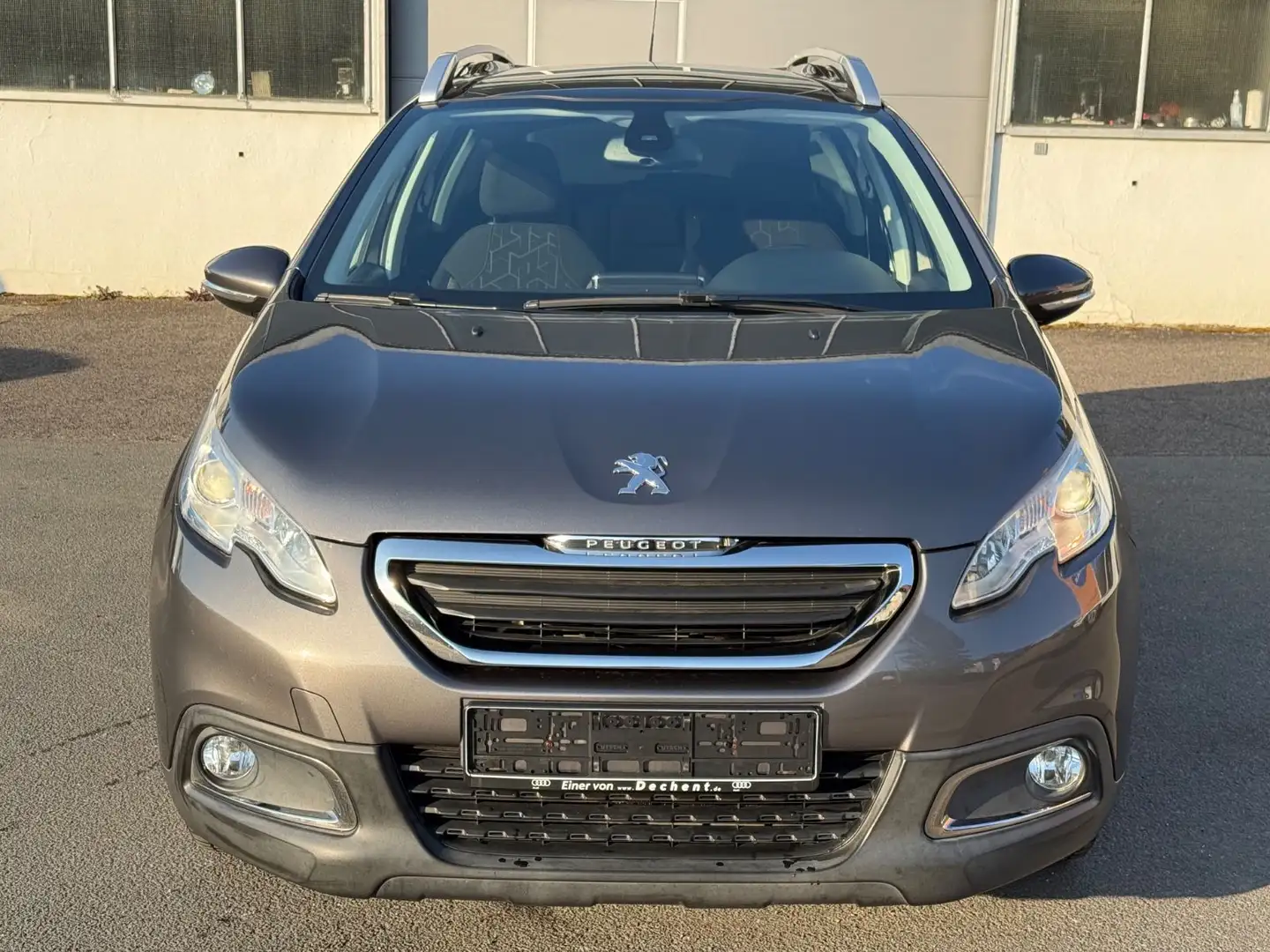 Peugeot 2008 Business-Line 1.6 HDI Panorama Navi Klima Grau - 2