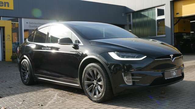 Imagine Tesla Model X Dual 6 Sitze*Navi*AHK
