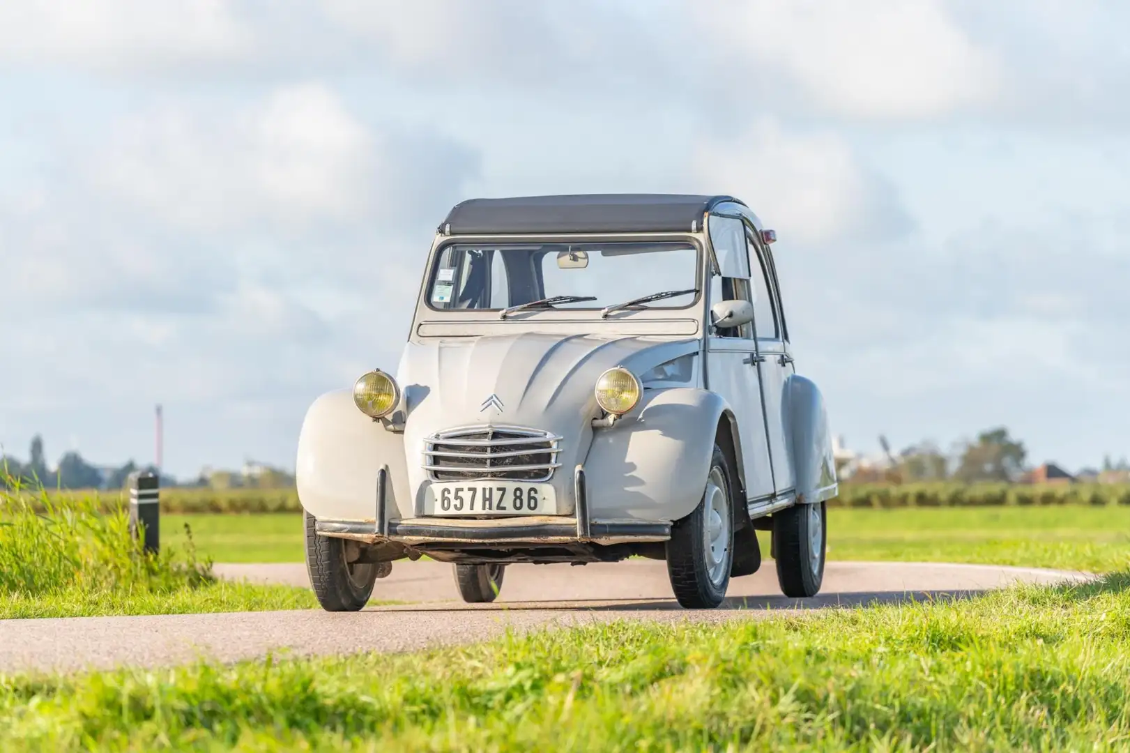 Citroen 2CV AZ ENAC - 1