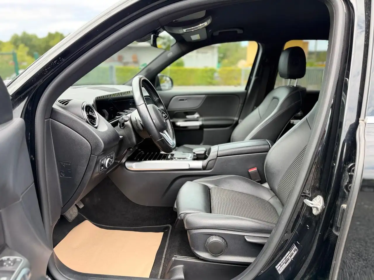 Mercedes-Benz GLB Cam,8x Fach Bereifung, Ambiente, SHZ,AHK, миниатюра 14