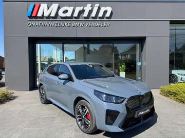 BMW iX2 eDrive20/M sport Pro/Head-Up display/360°camera/Comforttoegang/Memory seats/