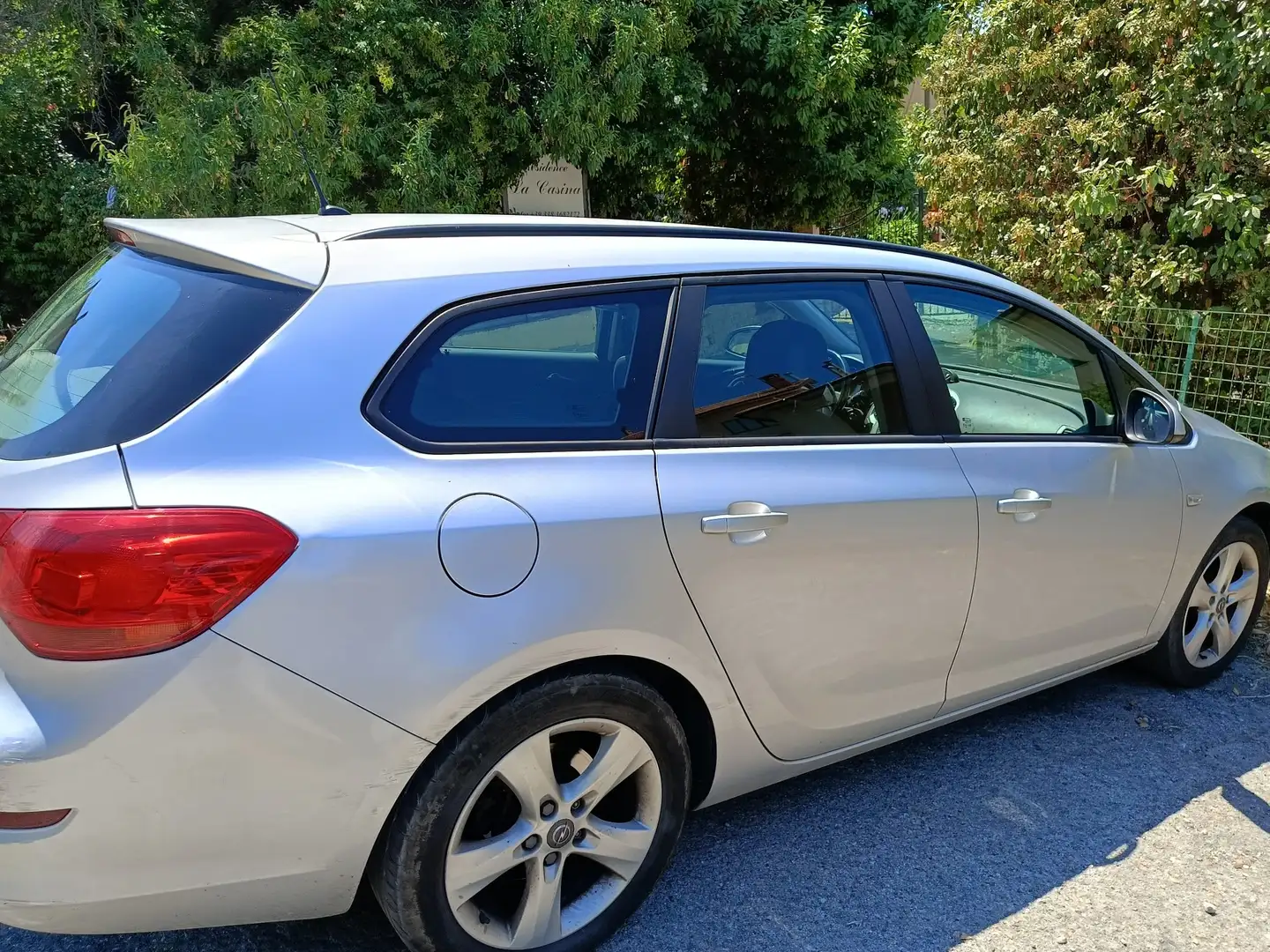 Opel Astra Sports Tourer 1.7 cdti Cosmo 110cv - 2