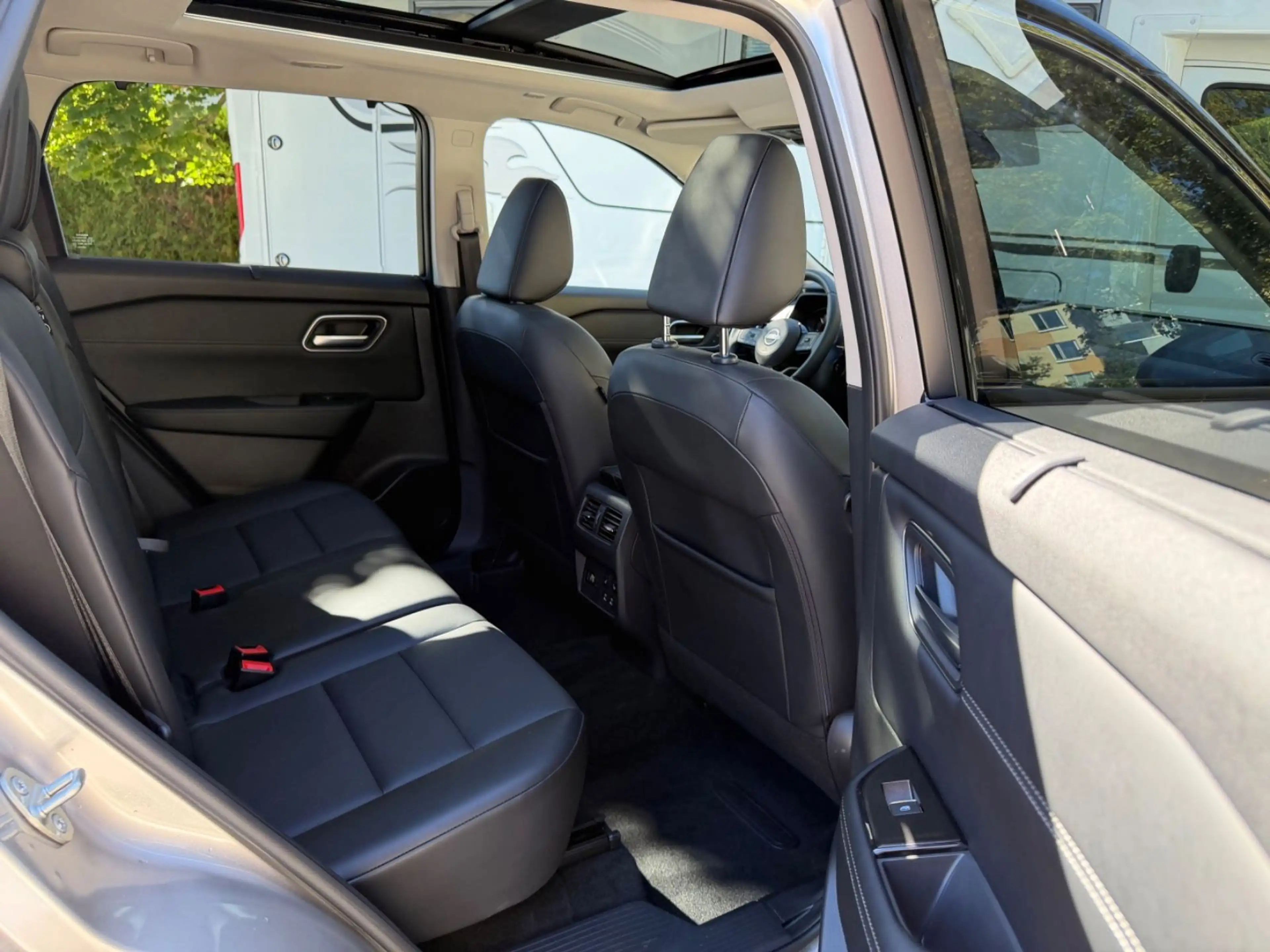 Nissan X-Trail Tekna 1.5 VC-T e-4ORCE/Pano/Kam./LED/20" — photo 12