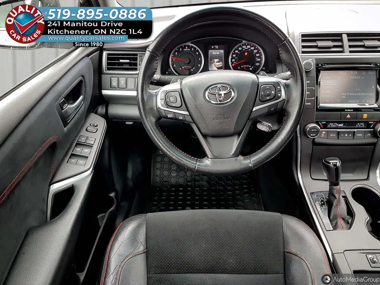 Toyota Camry снимка Toyota Camry
