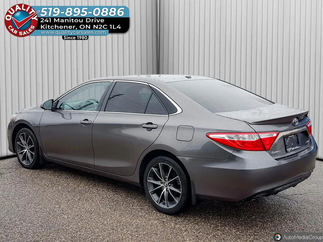 Toyota Camry снимка Toyota Camry