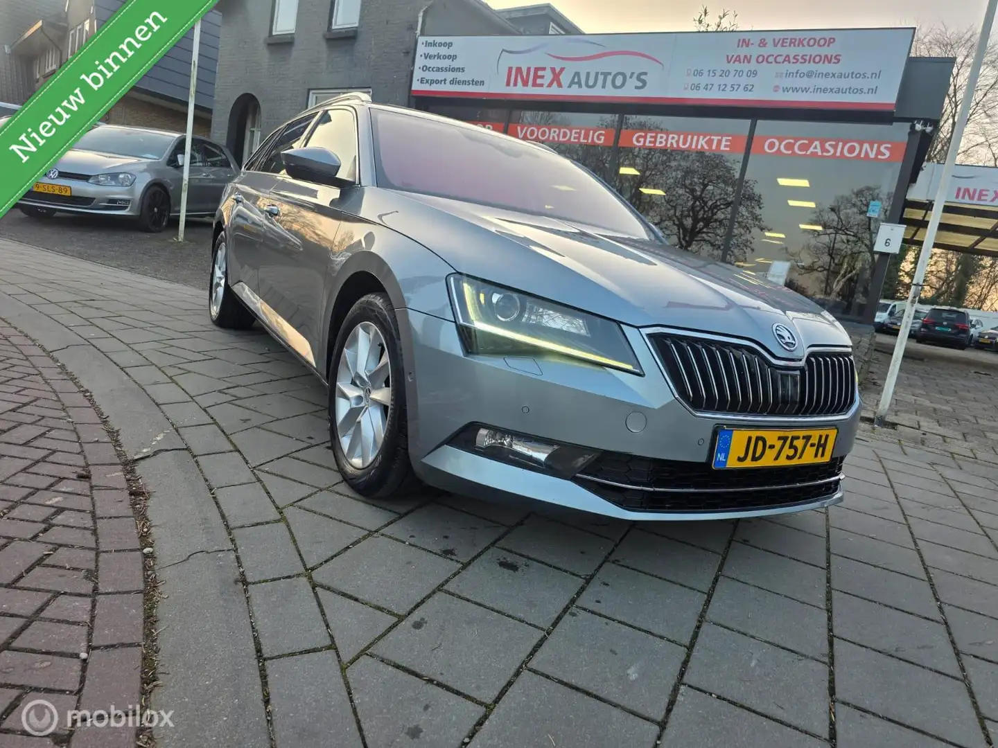 Skoda Superb Combi 1.6 TDI Active Business Gris - 1