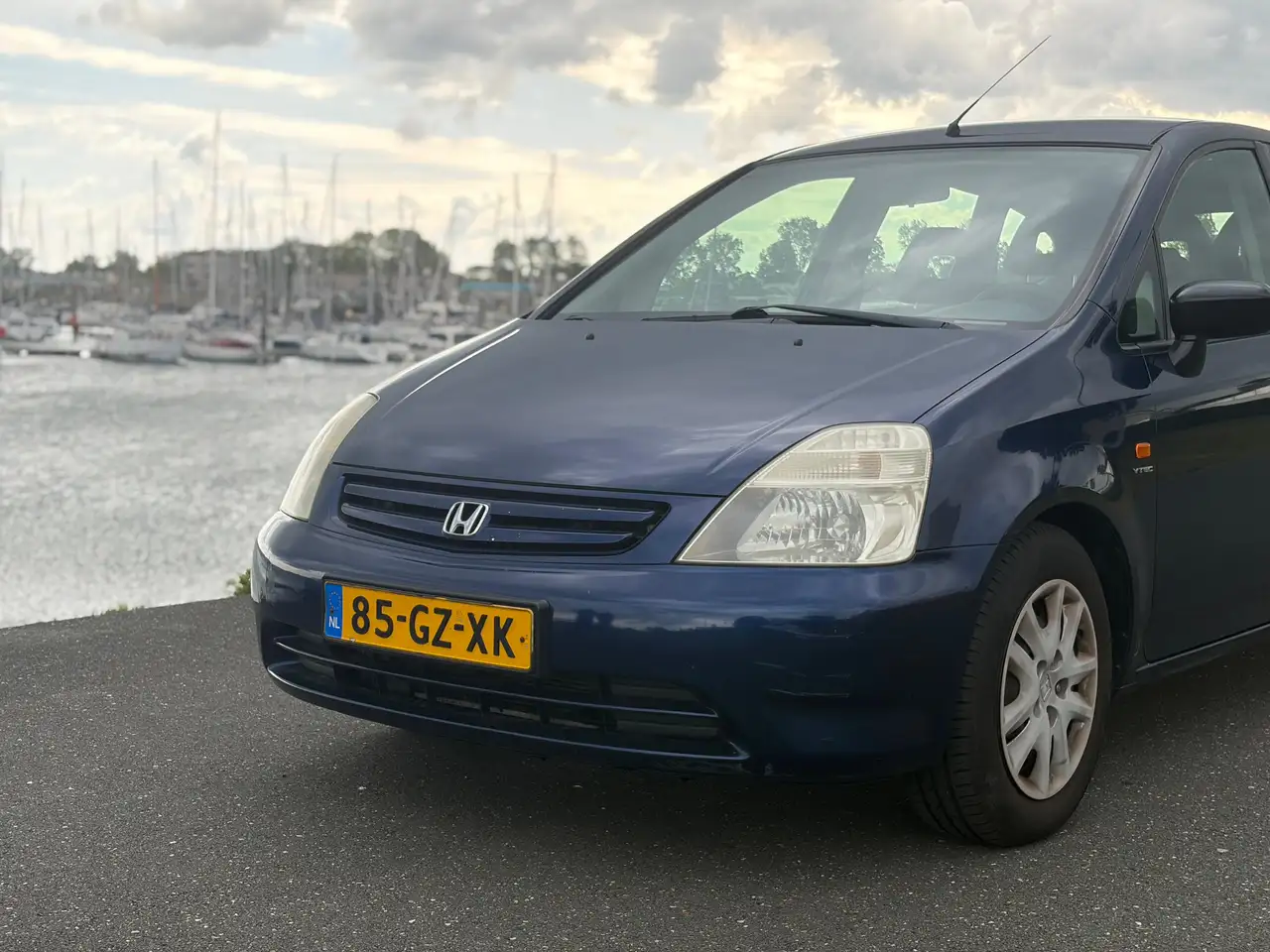 Honda Stream 1.7i LS, foto 4