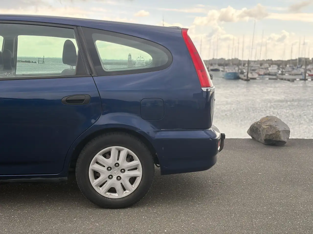 Honda Stream 1.7i LS, foto 6