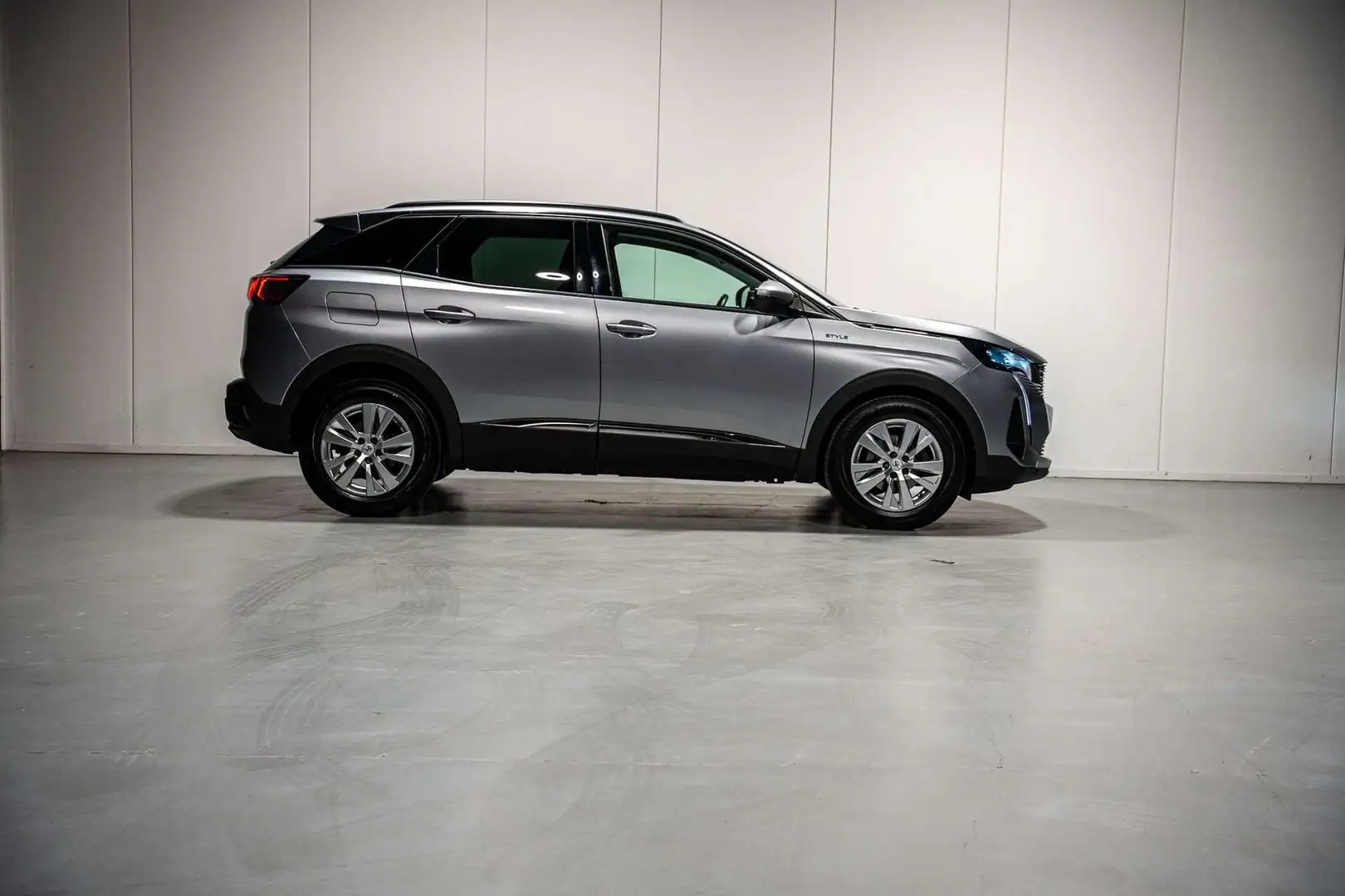 Peugeot 3008 PureTech Style Bleu - 2