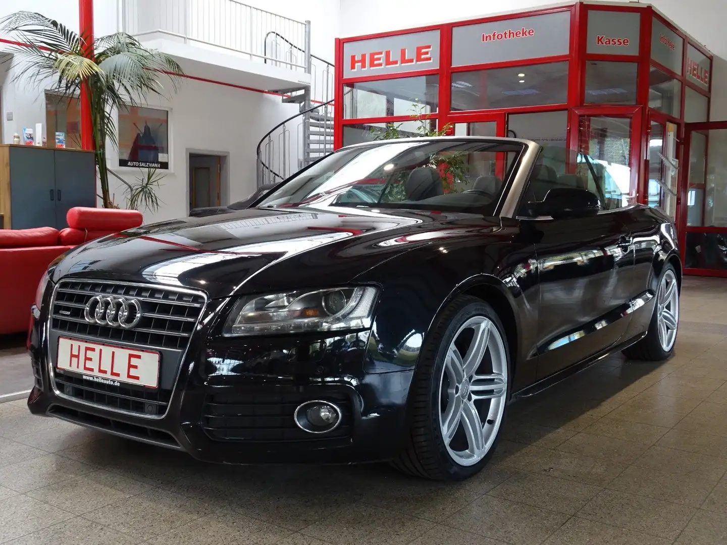 Audi A5 Cabrio 2.0 TFSI quattro s-Line*BI-XE+MWST+AHK Schwarz - 2
