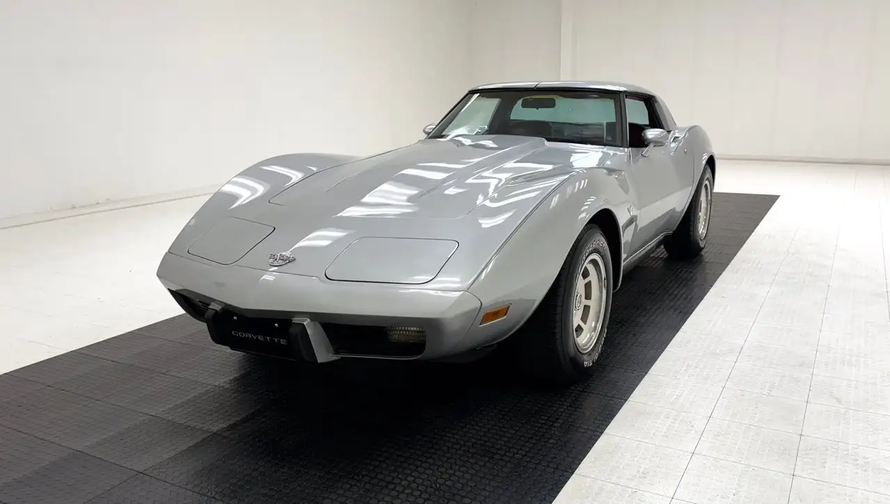 Chevrolet Corvette 25th Anniversary Coupe, foto 1