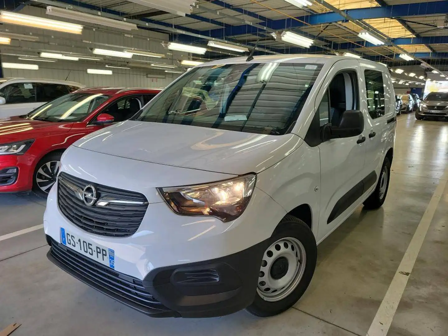 Opel Combo Cargo M 800kg E 136ch  54 kWh Blanc - 2