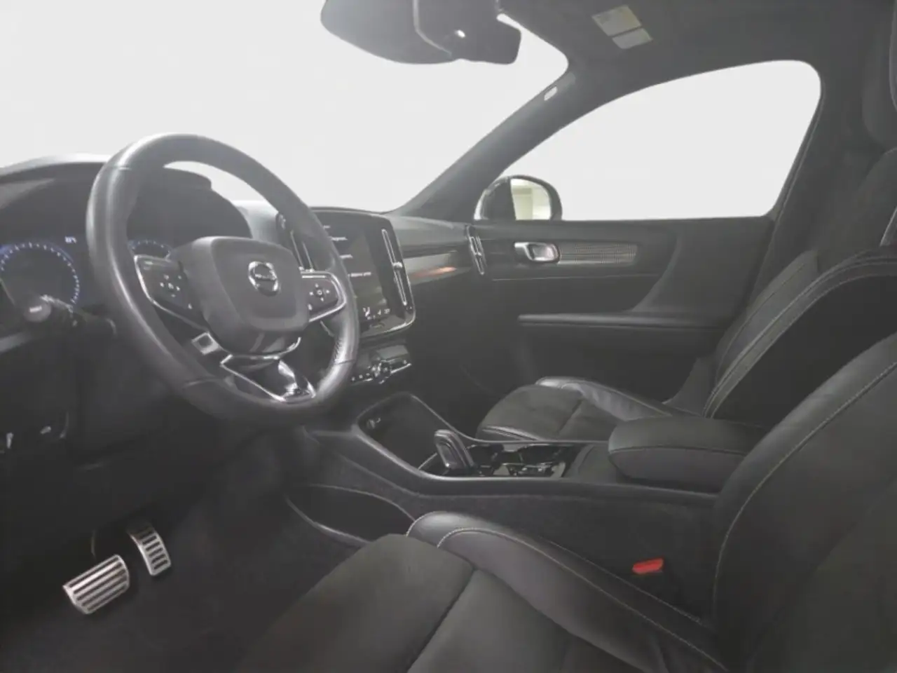 Volvo XC40 снимка Volvo XC40