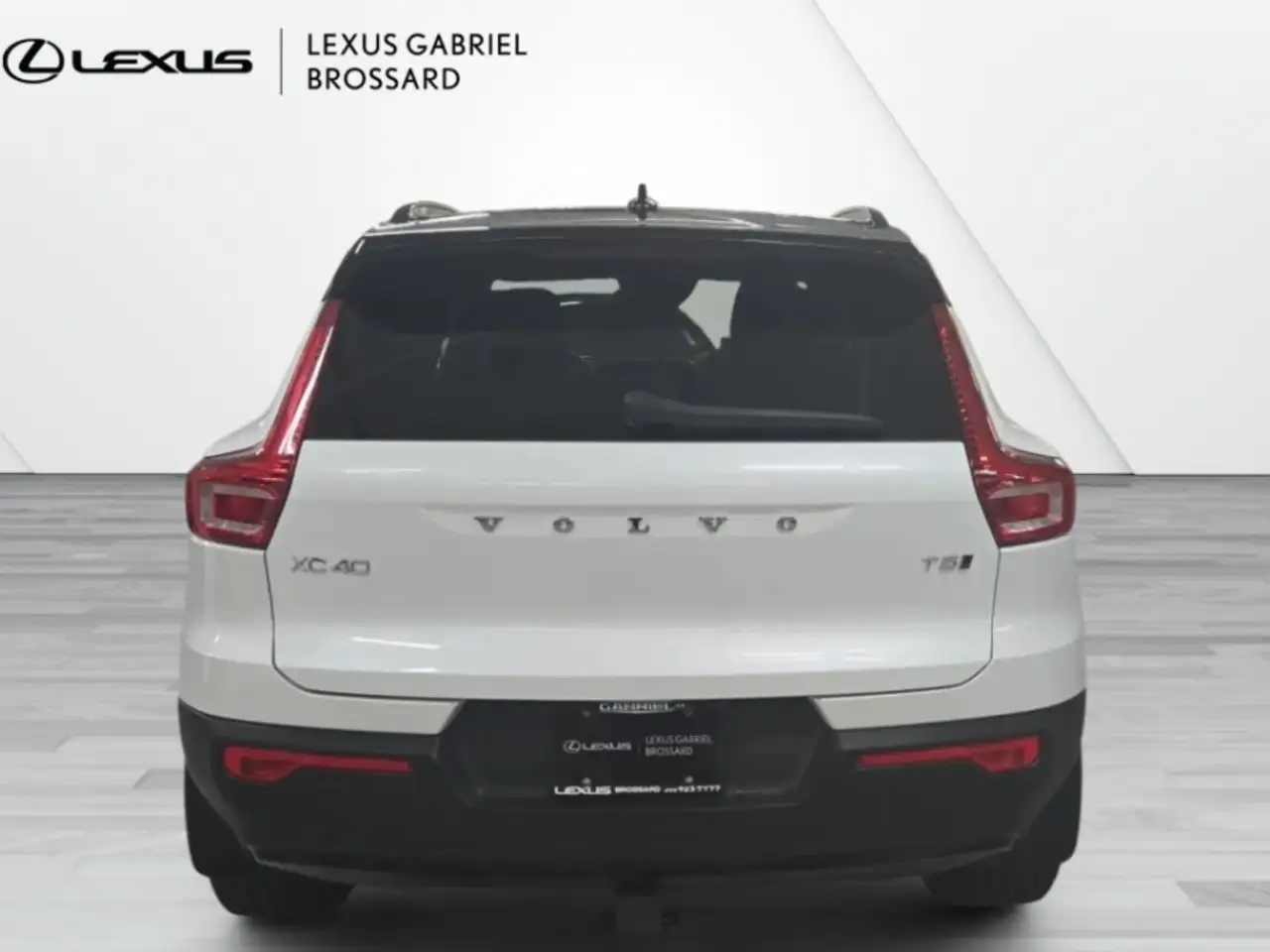 Volvo XC40 снимка Volvo XC40