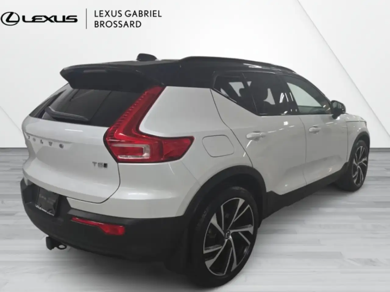 Volvo XC40 снимка Volvo XC40