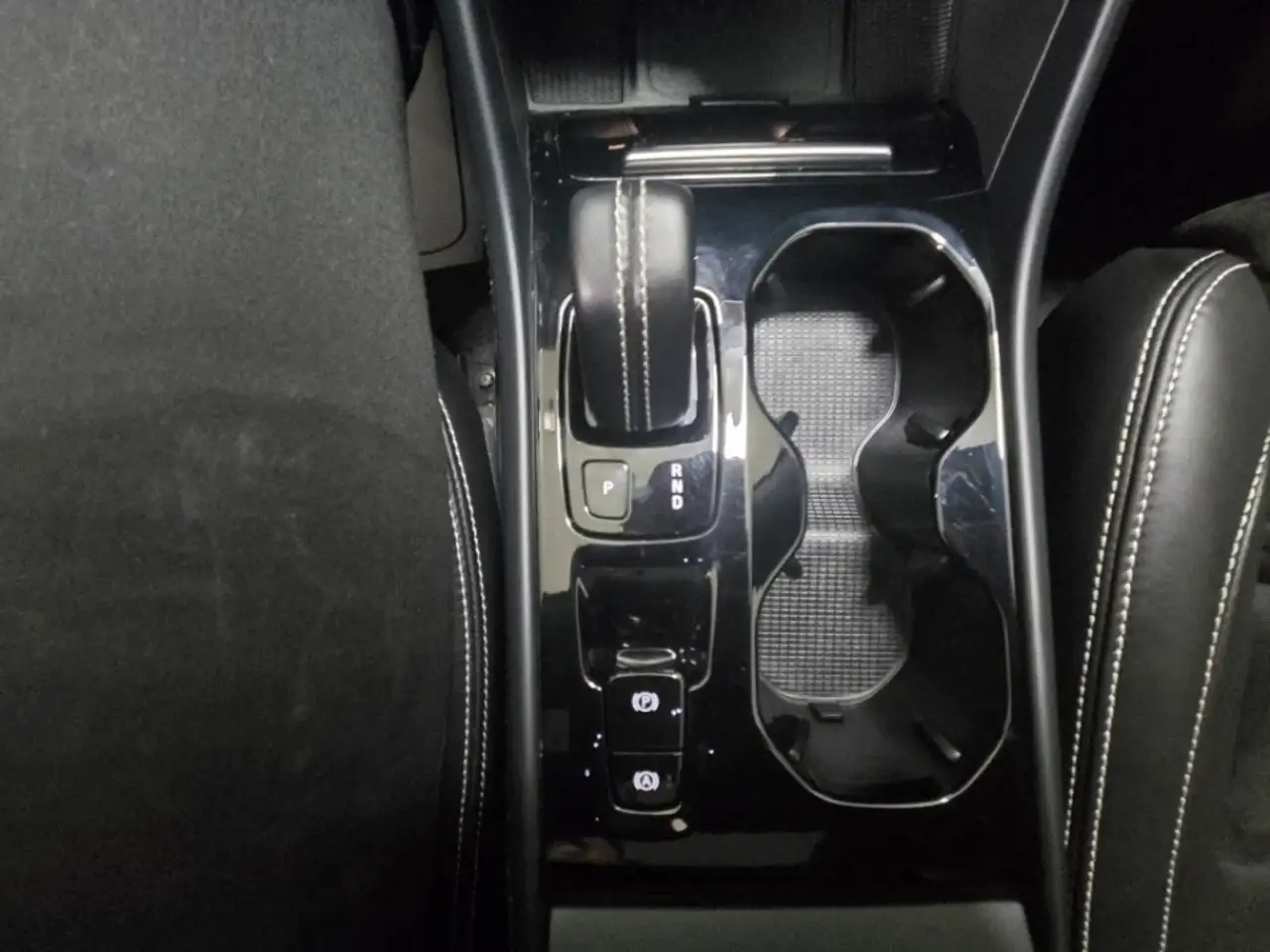 Volvo XC40 снимка Volvo XC40