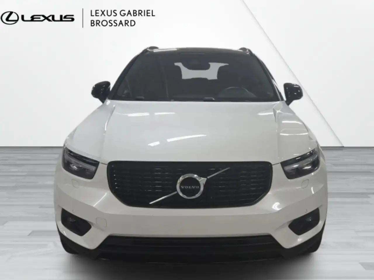 Volvo XC40 снимка Volvo XC40