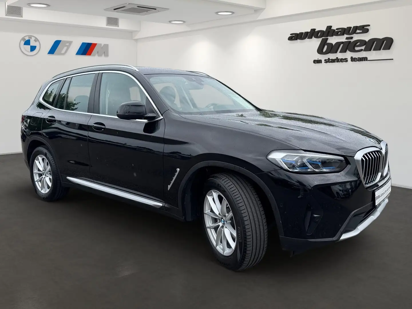 BMW X3 xDrive20d Black - 2